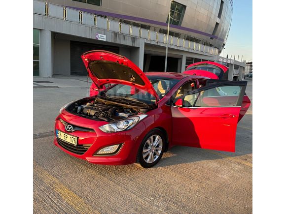 Sahibinden Hyundai i30 1.6 CRDi Style 2014 Model