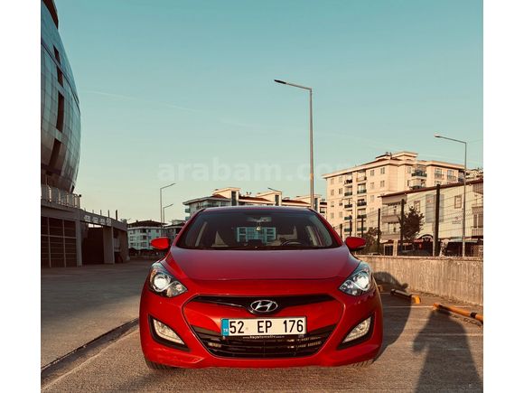 Sahibinden Hyundai i30 1.6 CRDi Style 2014 Model