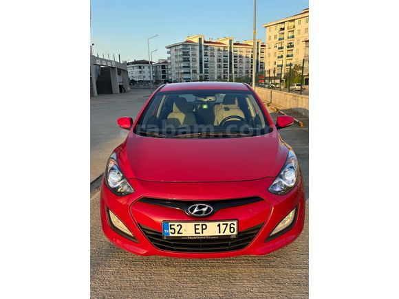Sahibinden Hyundai i30 1.6 CRDi Style 2014 Model
