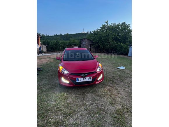 Sahibinden Hyundai i30 1.6 CRDi Style 2014 Model