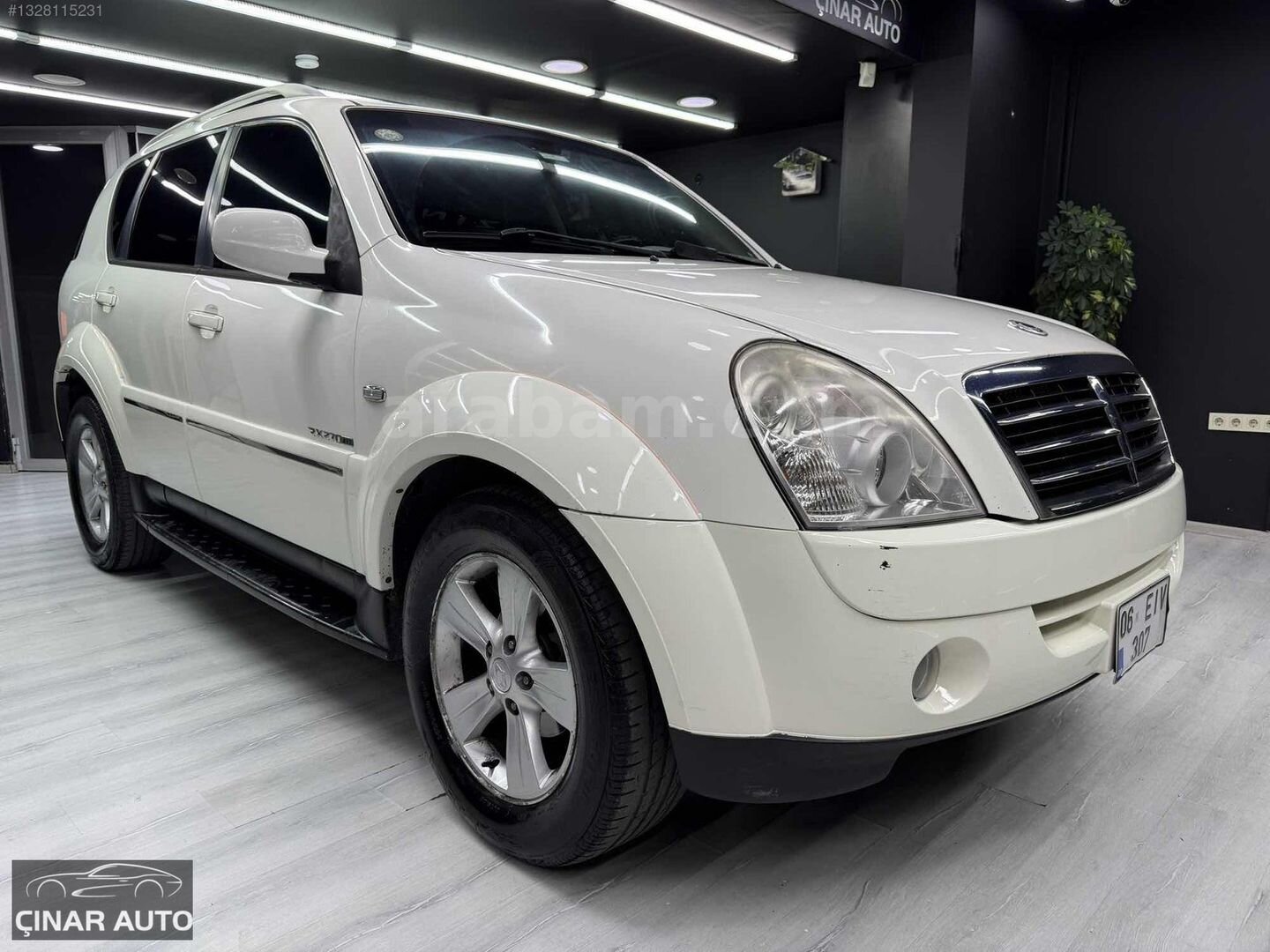 Galeriden KGM SsangYong Rexton 2.7 XDI RX 2010 Model İstanbul 199.900 km Beyaz 3