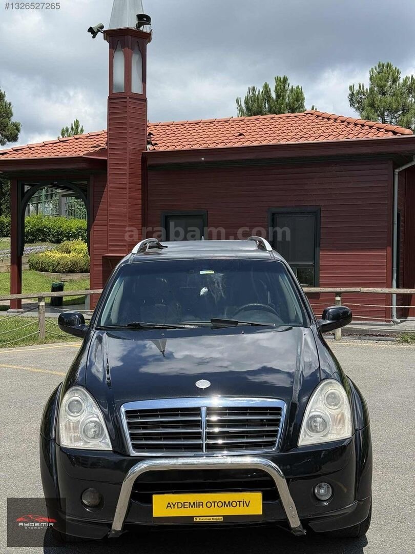 Galeriden KGM SsangYong Rexton 2.7 XDI RX 2009 Model İstanbul 256.500 km Siyah 3