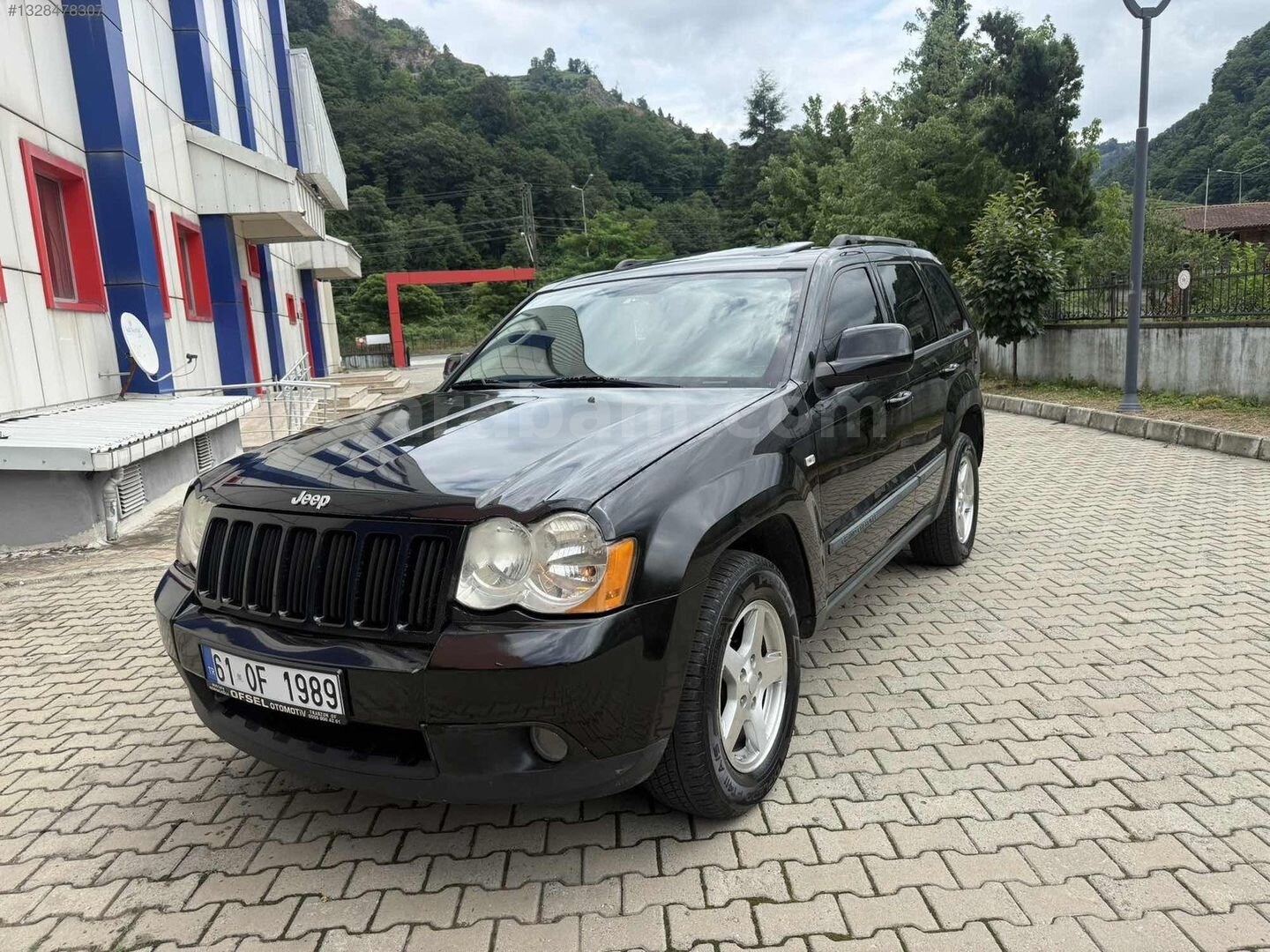 Galeriden Jeep Grand Cherokee 3.0 CRD Limited 2009 Model Trabzon 310.000 km Siyah 4