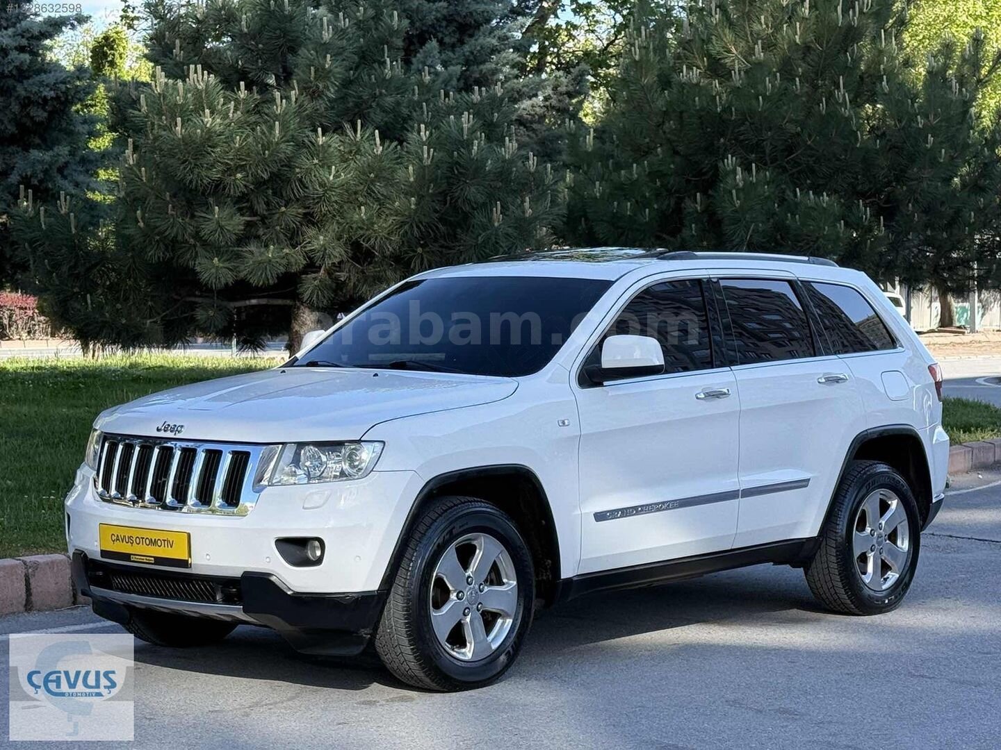 Galeriden Jeep Grand Cherokee 3.0 CRD Limited 2011 Model Kayseri 250.000 km Beyaz 2