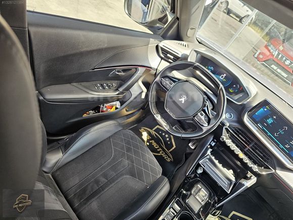 SMS MOTORS 2022 PEUGEOT E-2008 GT+CAMTAVAN+KEYLESS+ISTMA