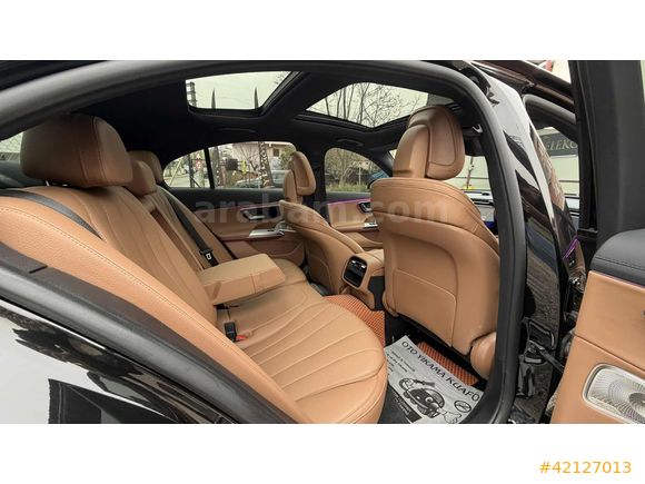 2025 MODEL MERCEDES E180 AMG ARKA AKS-AİR EXTRA OPSİYONLU