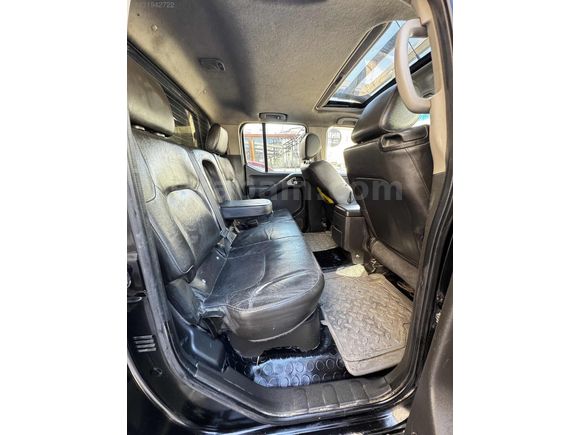 NAVARA 2.5 D 4X4 LE OTOMATİK