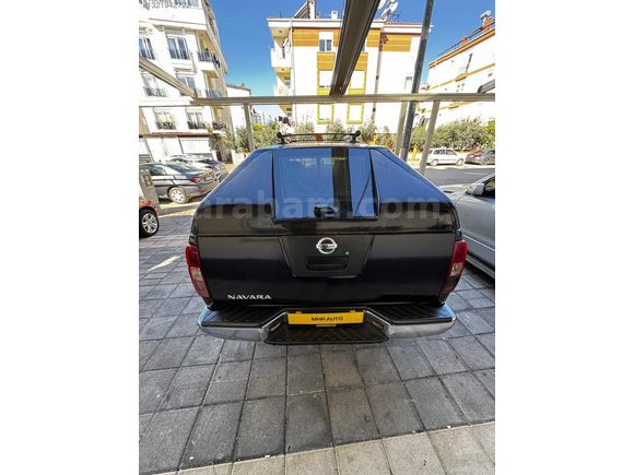 NAVARA 2.5 D 4X4 LE OTOMATİK