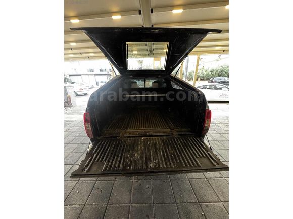 NAVARA 2.5 D 4X4 LE OTOMATİK