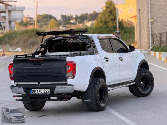 2016 MÜKEMMEL KONDİSYONDA DOLU DOLU NAVARA