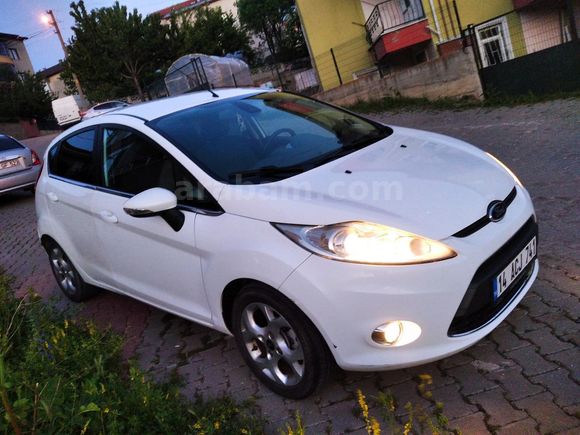 Sahibinden Ford Fiesta 1.4 Titanium 2011 Model