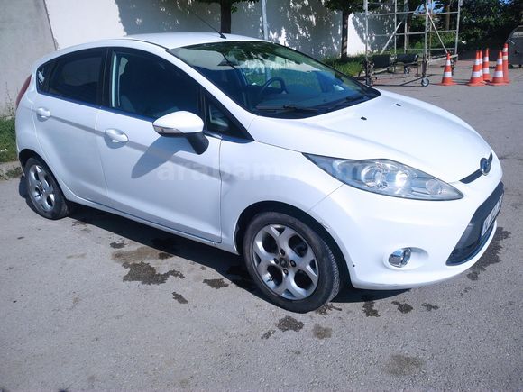 Sahibinden Ford Fiesta 1.4 Titanium 2011 Model