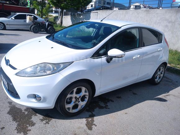 Sahibinden Ford Fiesta 1.4 Titanium 2011 Model