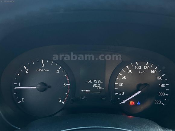 2017 Nissan Navara Çok temiz 168 bin km