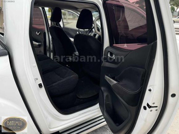 BATUMLU OTOMOTİV'DEN 2016 MODEL 4x2 NAVARA TEKNA