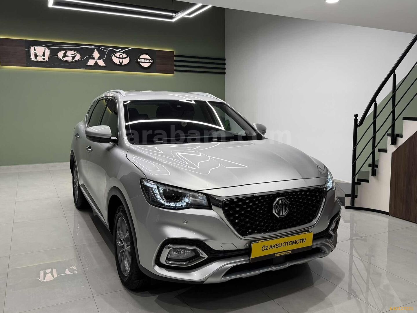 ÖZ AKSU- HATASIZ BOYASIZ DEĞİŞENSİZ 9.300 KM'DE MG HS 5