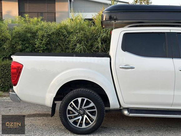 2017 BOYASIZ NAVARA 4X4 OTOMATİK