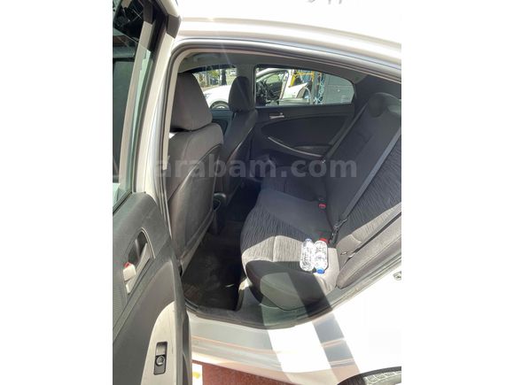Sahibinden Hyundai Accent Blue 1.6 CRDI Mode Plus 2017 Model 