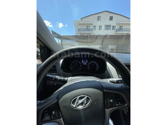 Sahibinden Hyundai Accent Blue 1.6 CRDI Mode Plus 2017 Model 