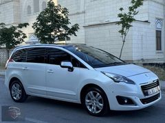 2015 Mod. 5008 EN DOLUSU 121000km HEDAP CAM TAVAN 7 KİŞİLİK