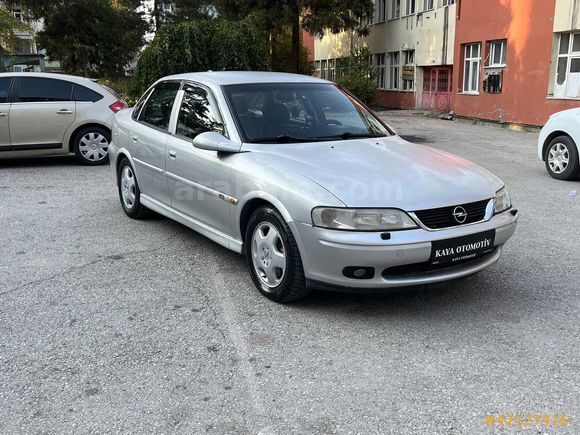KAYA OTOMOTİVDEN // 2000 CDX // KAPUT TAVAN BOYASIZ DEĞİŞENSİZ