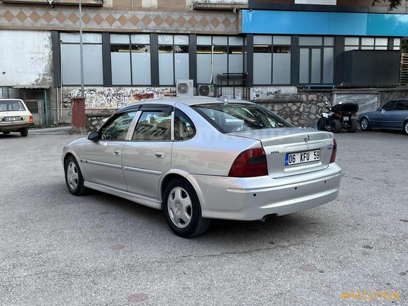 KAYA OTOMOTİVDEN // 2000 CDX // KAPUT TAVAN BOYASIZ DEĞİŞENSİZ