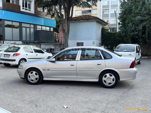 KAYA OTOMOTİVDEN // 2000 CDX // KAPUT TAVAN BOYASIZ DEĞİŞENSİZ