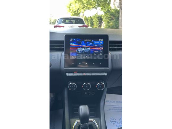 Servis Bakımlı Renault Clio 1.0 TCe Touch Lacivert