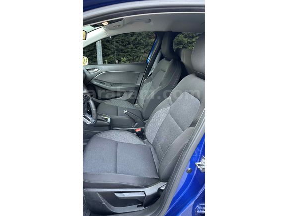 Servis Bakımlı Renault Clio 1.0 TCe Touch Lacivert