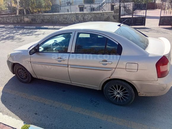 Sahibinden Hyundai Accent Era 1.4 Team 2011 Model