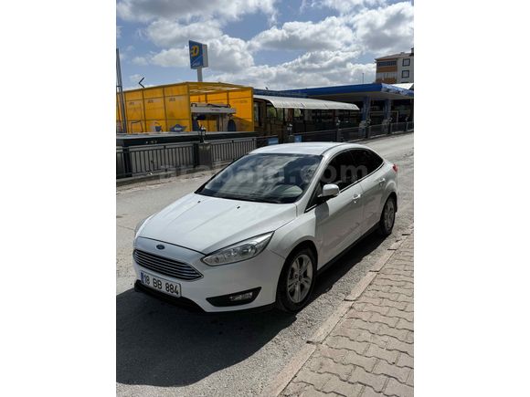 Sahibinden Ford Focus 1.6 Ti-VCT Style 2015 Model 