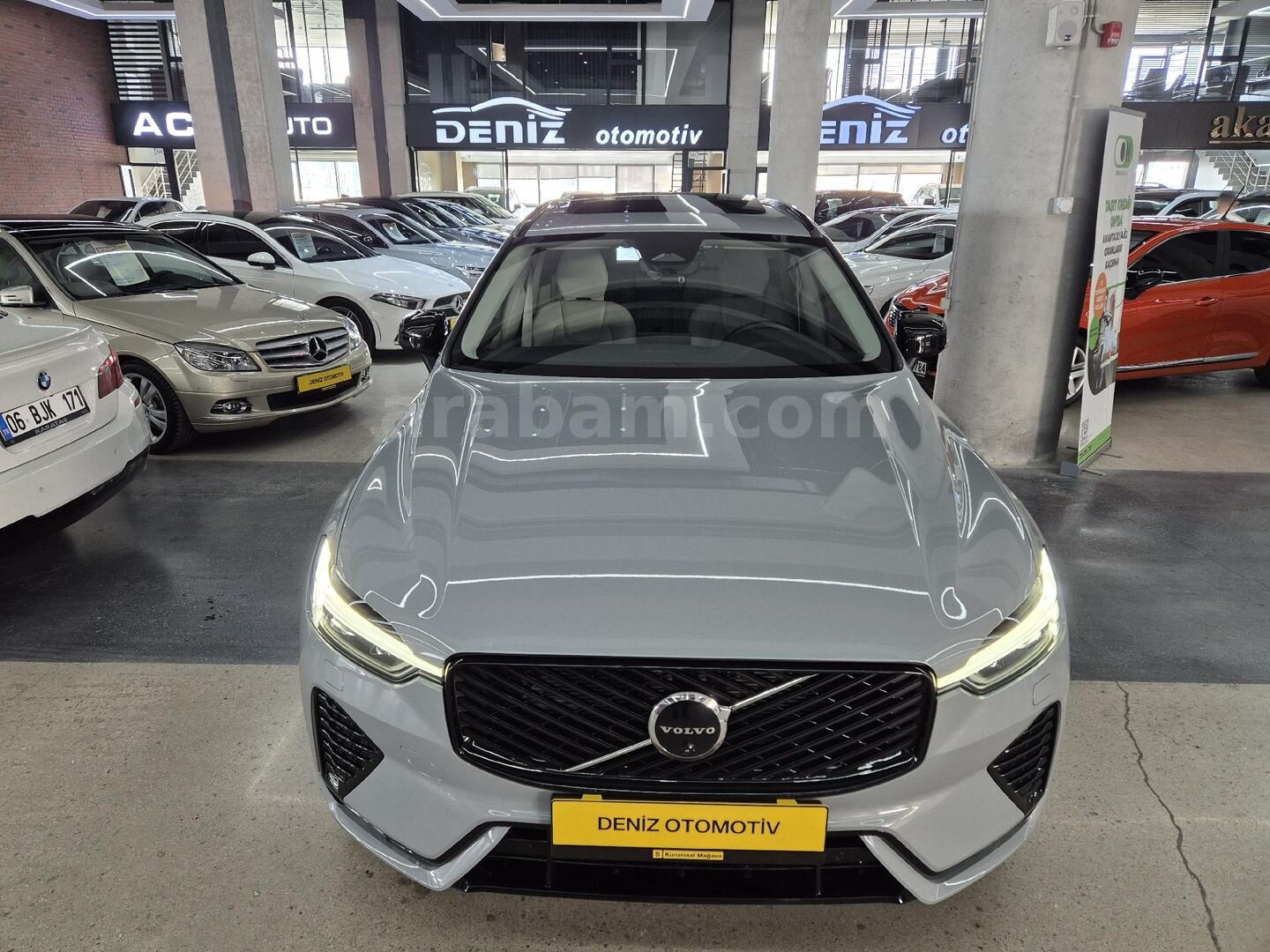2025 YENİ KASA BOYASIZ VOLVO XC60 2.0B5 MHEV PLUS DARK 250HP 4X4 1