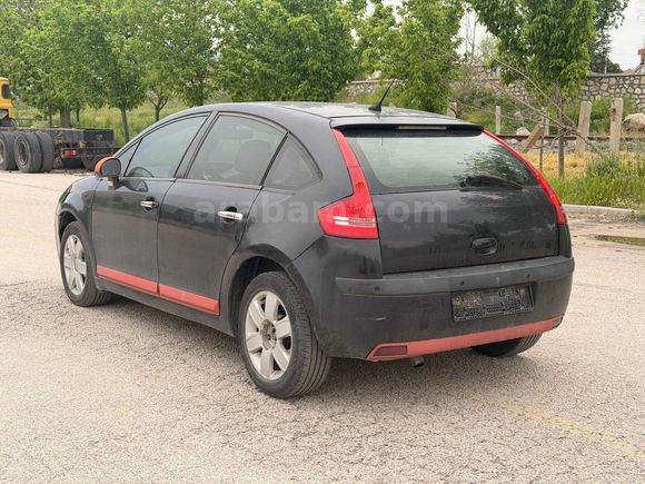 ÖZBAYRAKCI'DAN ÇITIR HASARLI C4