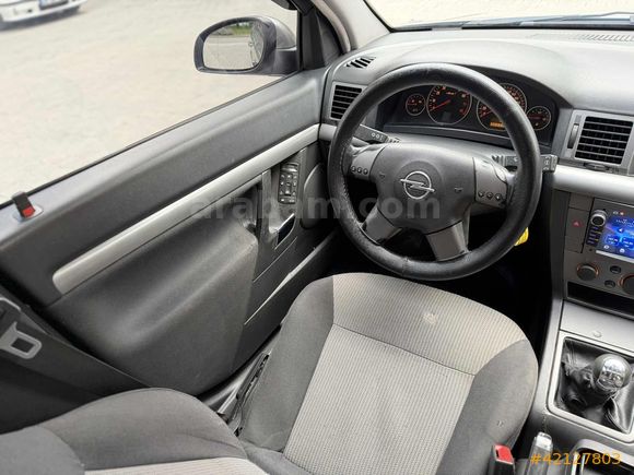 FEVZİ SÜLDÜR'DEN 2004 MODEL OPEL VECTRA 1.6 COMFORT