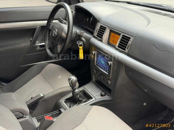 FEVZİ SÜLDÜR'DEN 2004 MODEL OPEL VECTRA 1.6 COMFORT