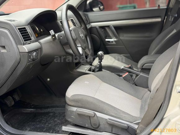 FEVZİ SÜLDÜR'DEN 2004 MODEL OPEL VECTRA 1.6 COMFORT