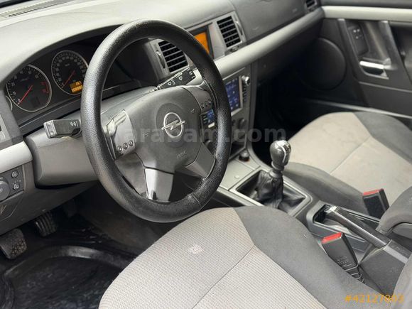 FEVZİ SÜLDÜR'DEN 2004 MODEL OPEL VECTRA 1.6 COMFORT
