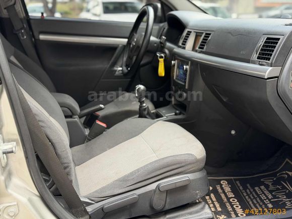 FEVZİ SÜLDÜR'DEN 2004 MODEL OPEL VECTRA 1.6 COMFORT