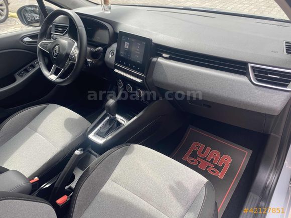 2024 CLİO 1.0 TCE EVOLUTİON OTM VİTES 58000 KM BOYASIZ
