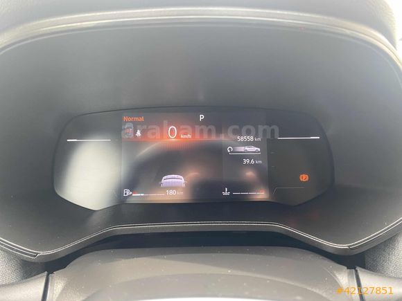 2024 CLİO 1.0 TCE EVOLUTİON OTM VİTES 58000 KM BOYASIZ