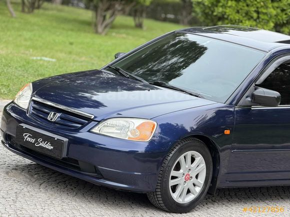 FEVZİ SÜLDÜR'DEN 2004 MODEL HONDA CIVIC 1.6 VTEC ES//SUNROOFLU