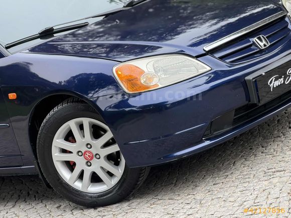 FEVZİ SÜLDÜR'DEN 2004 MODEL HONDA CIVIC 1.6 VTEC ES//SUNROOFLU
