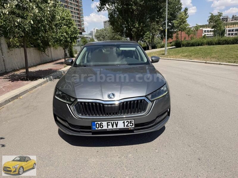 Galeriden Skoda Octavia 1.5 e-Tec Elite 2023 Model Ankara 152.600 km Gri