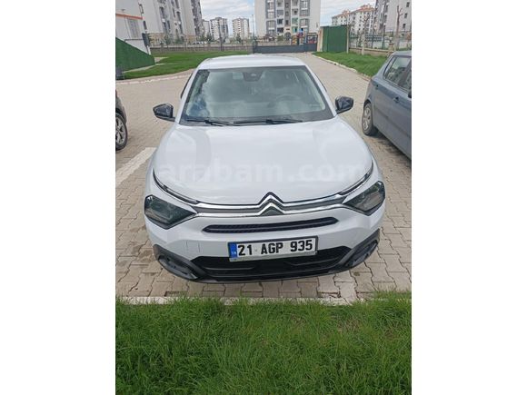 Sahibinden Citroen C4 X 1.2 PureTech Feel Bold 2024 Model