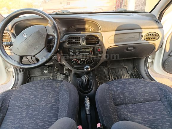 Sahibinden Renault Megane 1.6 RXi 2001 Model