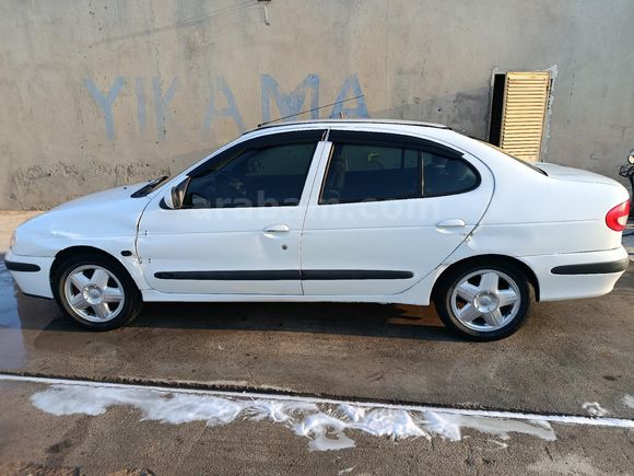 Sahibinden Renault Megane 1.6 RXi 2001 Model