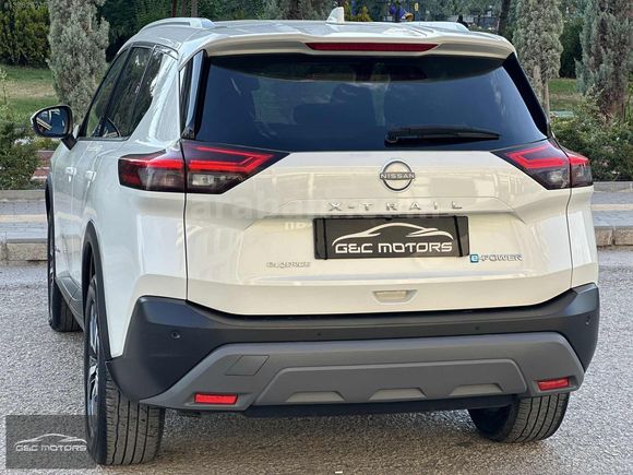 -- NISSAN X-TRAIL 1.5 e-FORCE SKYPACK 4X4 40.500KM HATASIZ