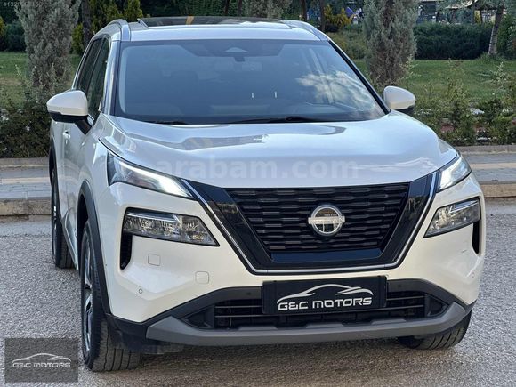 -- NISSAN X-TRAIL 1.5 e-FORCE SKYPACK 4X4 40.500KM HATASIZ