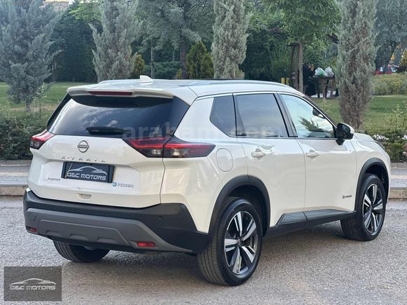 -- NISSAN X-TRAIL 1.5 e-FORCE SKYPACK 4X4 40.500KM HATASIZ