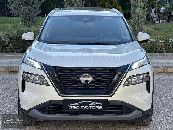 -- NISSAN X-TRAIL 1.5 e-FORCE SKYPACK 4X4 40.500KM HATASIZ